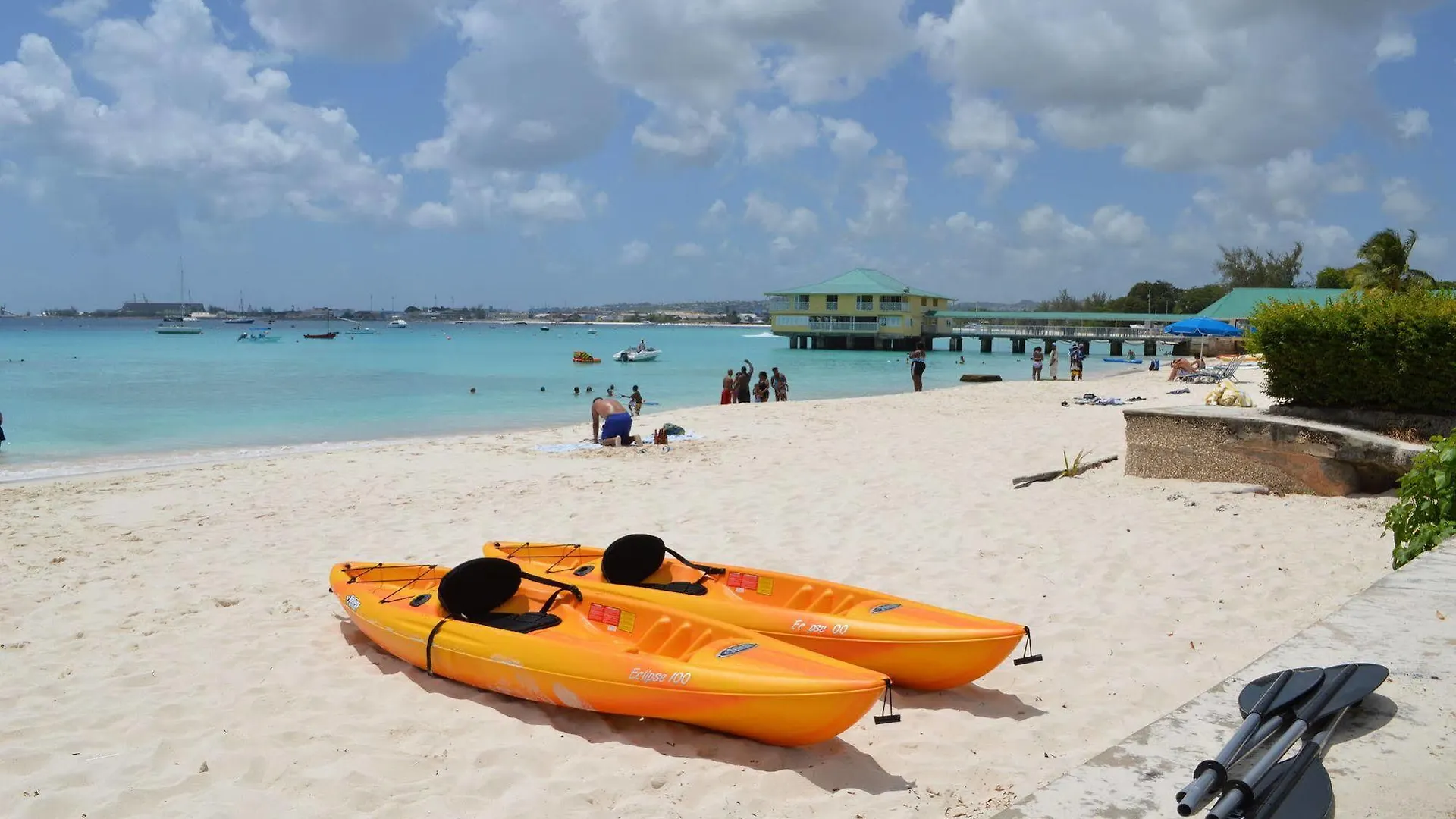 Green Garden Apartment Silver Sands Barbados